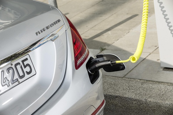 S550 PLUG-IN HYBRID