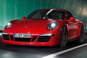 Porsche 911 Carrera 4 GTS
