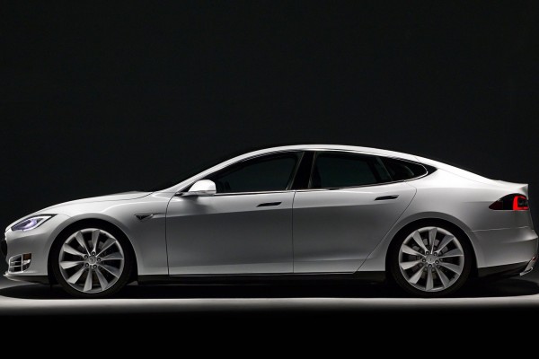 2014 Tesla Model S