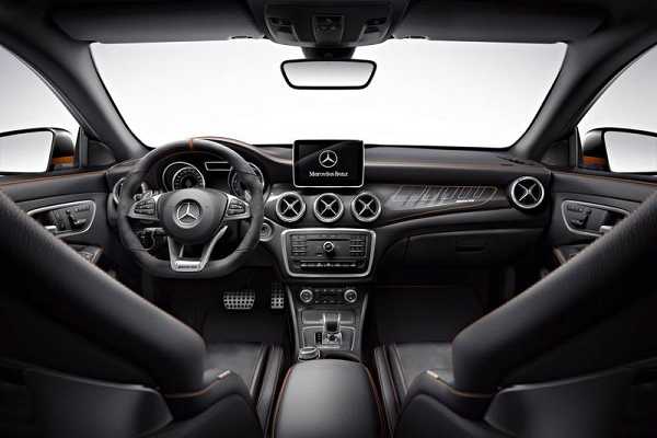 Mercedes-Benz CLA 45 AMG Shooting Brake OrangeArt Edition