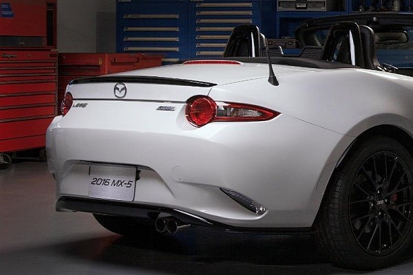 2016 Mazda MX-5 Miata Accessories Concept