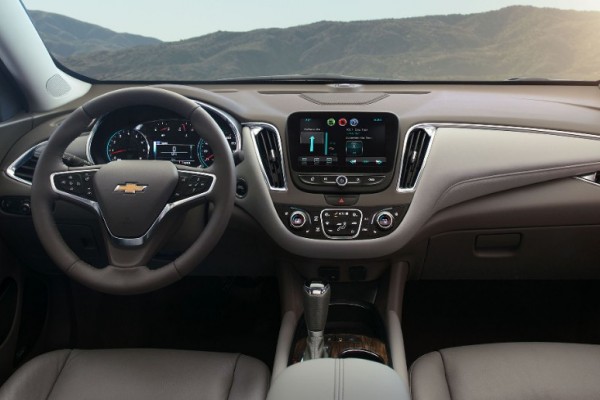 2016 Chevrolet Malibu interior 
