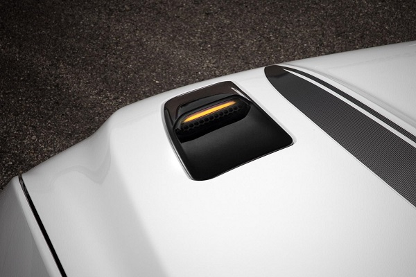 2016 Ford Mustang GT Hood-Vent-Integrated Turn Signals