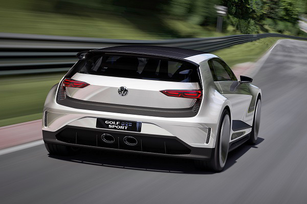 2015 VW Golf GTE Sport