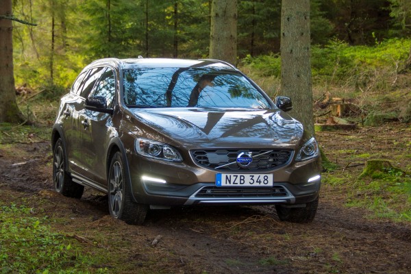 2016 Volvo V60 Cross Country