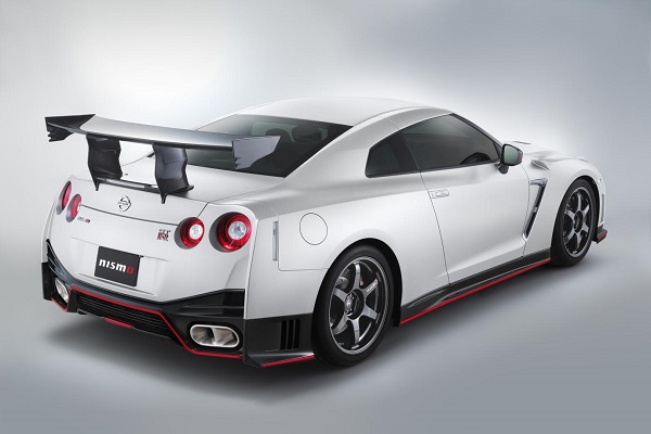 2016 Nissan GT-R NISMO N Attack Package
