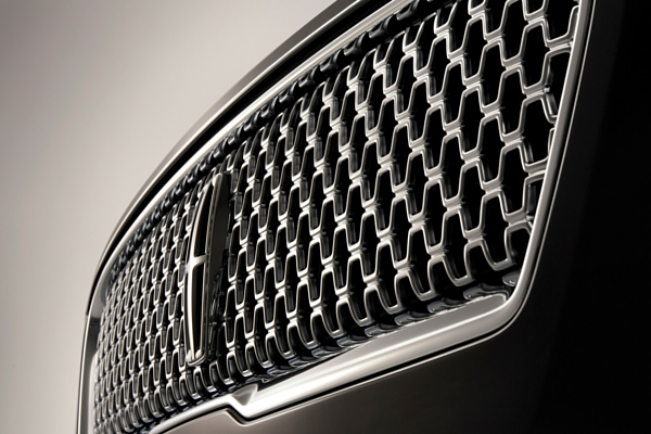 2017 Lincoln MKZ front grille