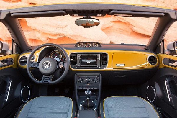 2016 Volkswagen Beetle Dune
