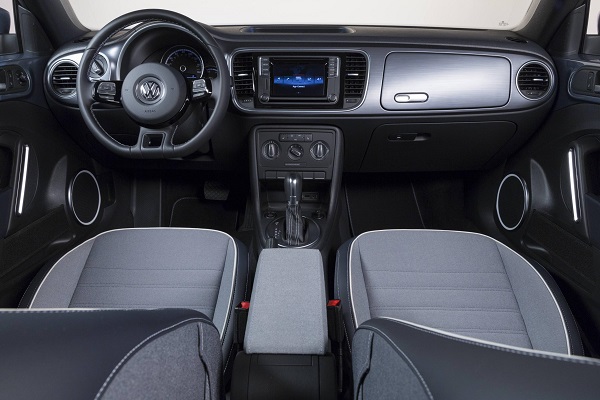 2016 Volkswagen Beetle Denim