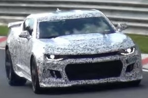 2017 Chevrolet Camaro ZL1 spy photo