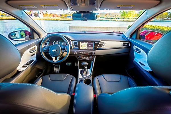 Kia Niro Hybrid interior
