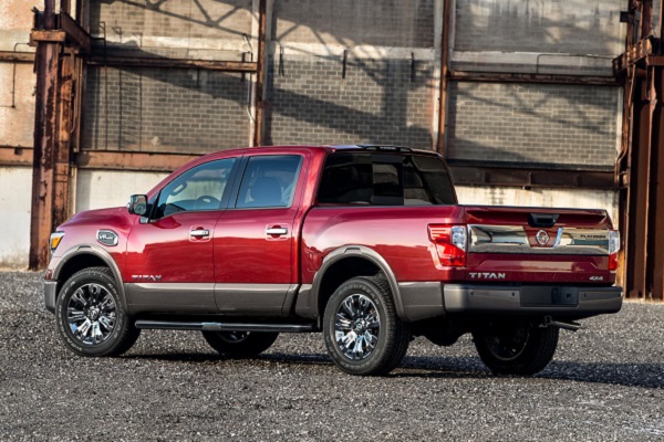 Nissan Titan