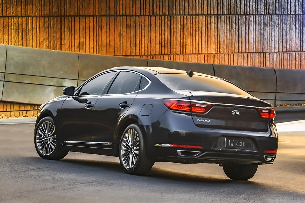 2017 Cadenza