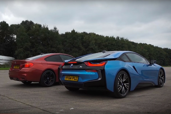 BMW i8 vs BMW M4