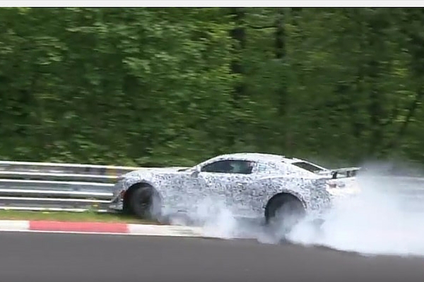 2017 Chevrolet Camaro Z/28 prototype crash