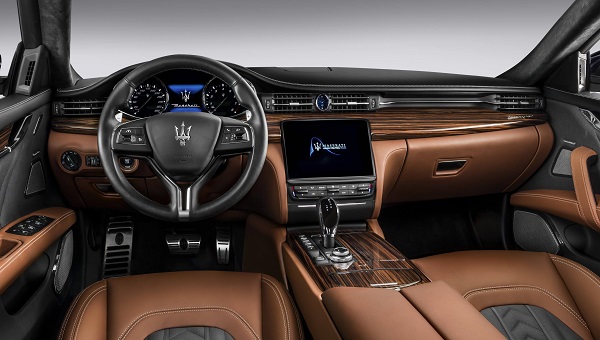 New Quattroporte GranLusso