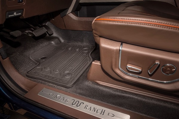2017 Ford F-Series Super Duty King Ranch Vinyl Flooring