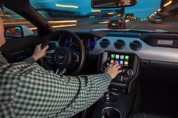 Sync 3 with Apple CarPlay and Android Auto