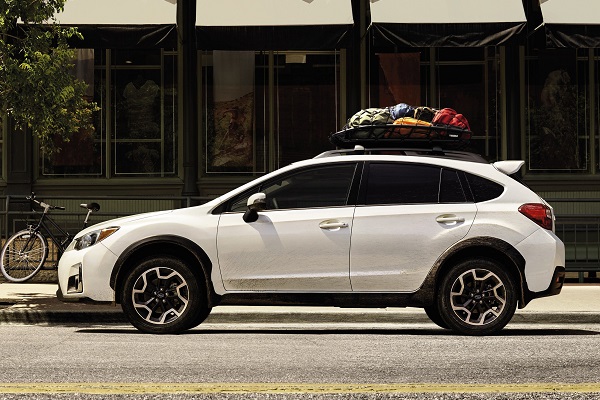 17_Crosstrek-side