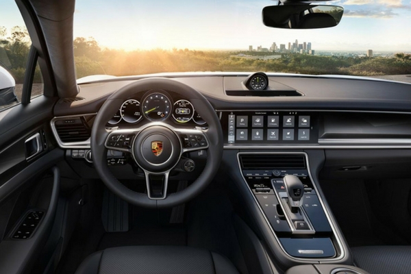 2017 Porsche Panamera 4 E-Hybrid interior